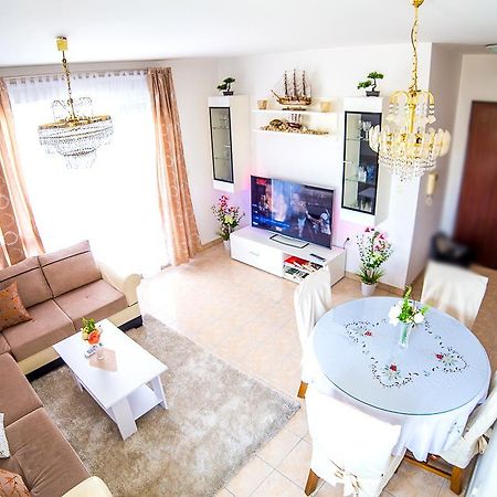 Split Apartments Shell المظهر الخارجي الصورة